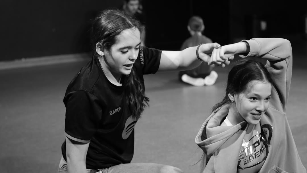 Trouble Academy prin ochii părinților: dans, pasiune și comunitate